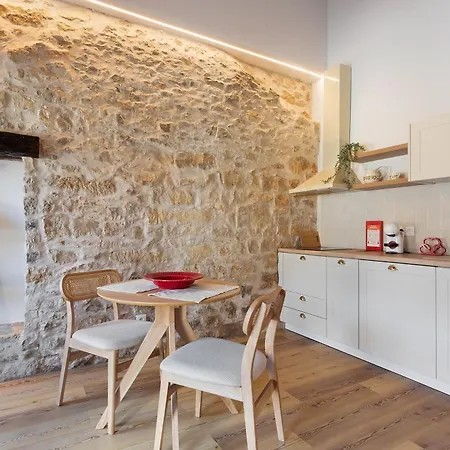 Apartamento Santa Luzia 4 *